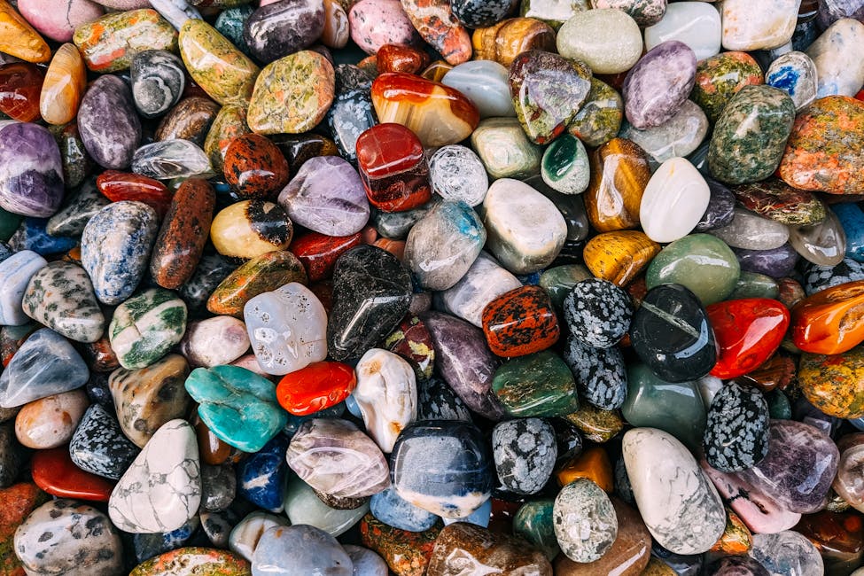 Best Beginner Rockhounding Sites in North America